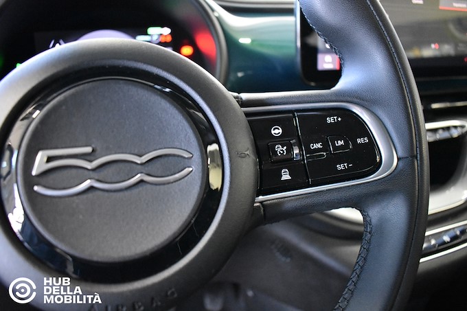 FIAT 500e Berlina 43 kWh